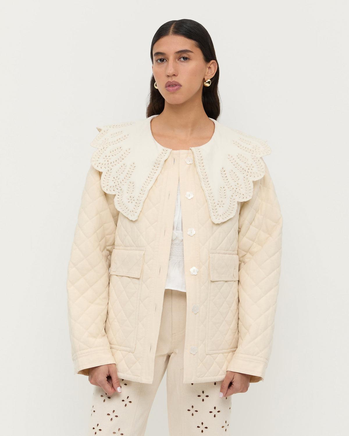 Color: Natural/Cream