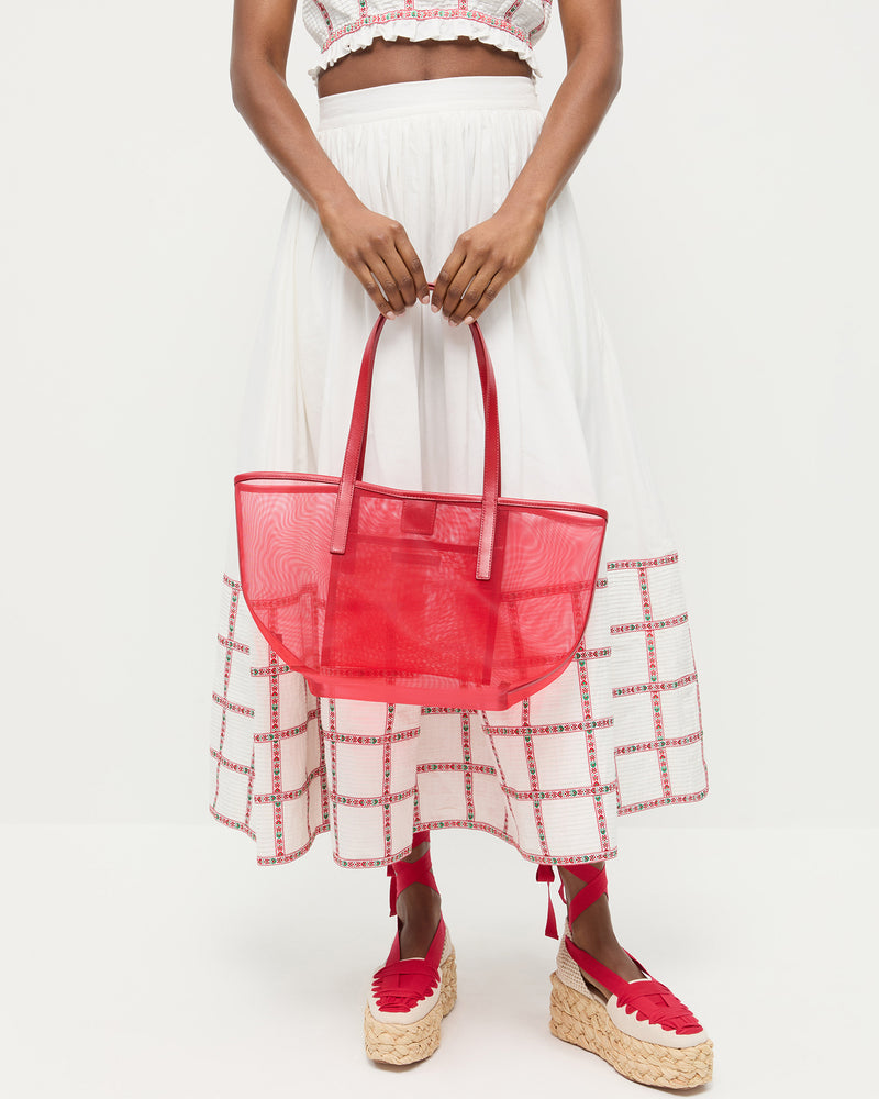 Color: Red