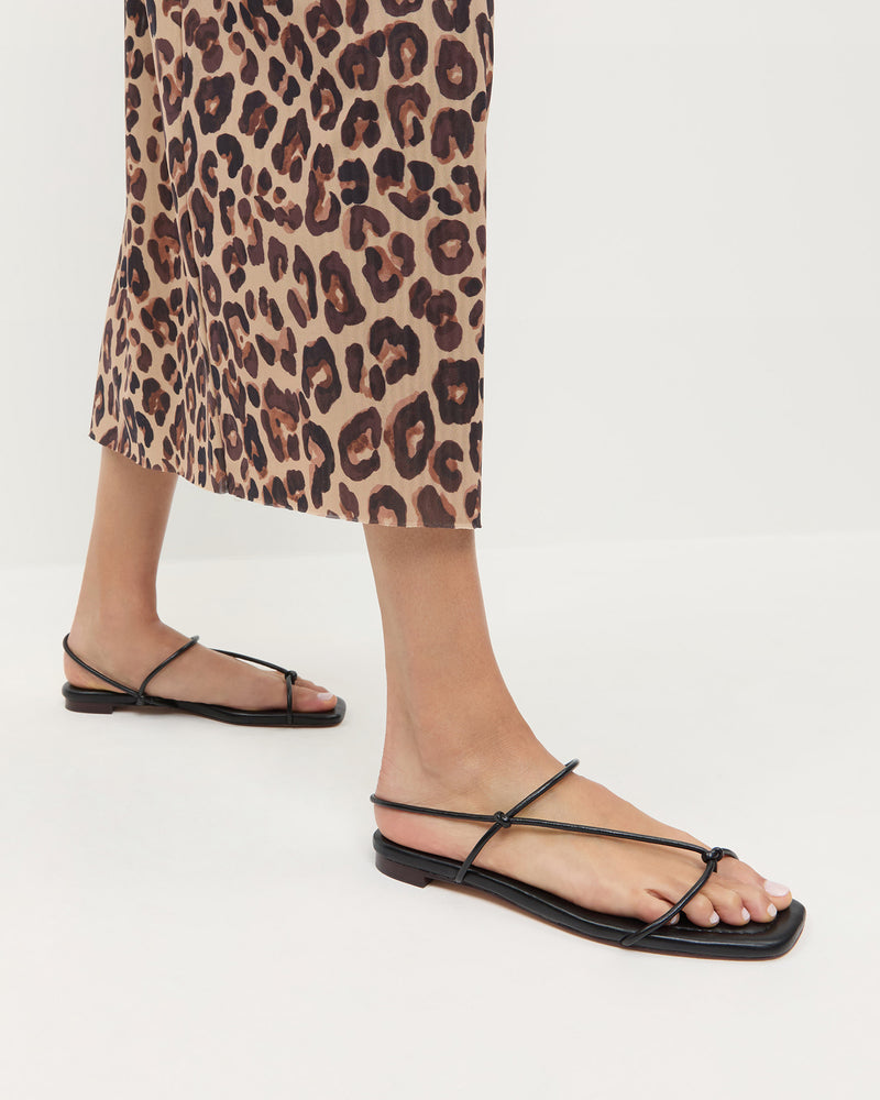 Color: Black