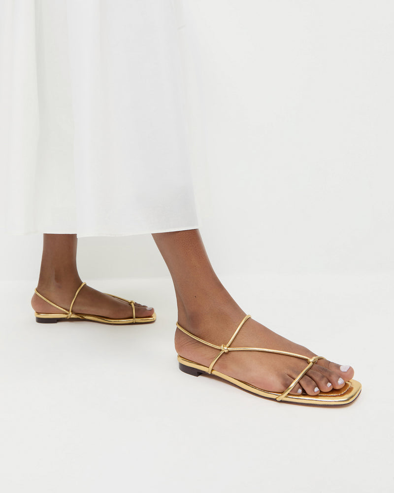Color: Gold