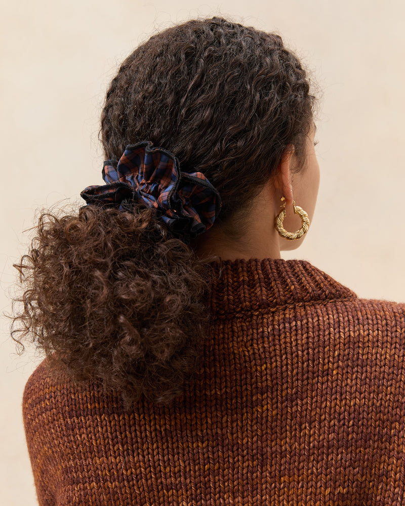 Color: Navy/Rust Plaid