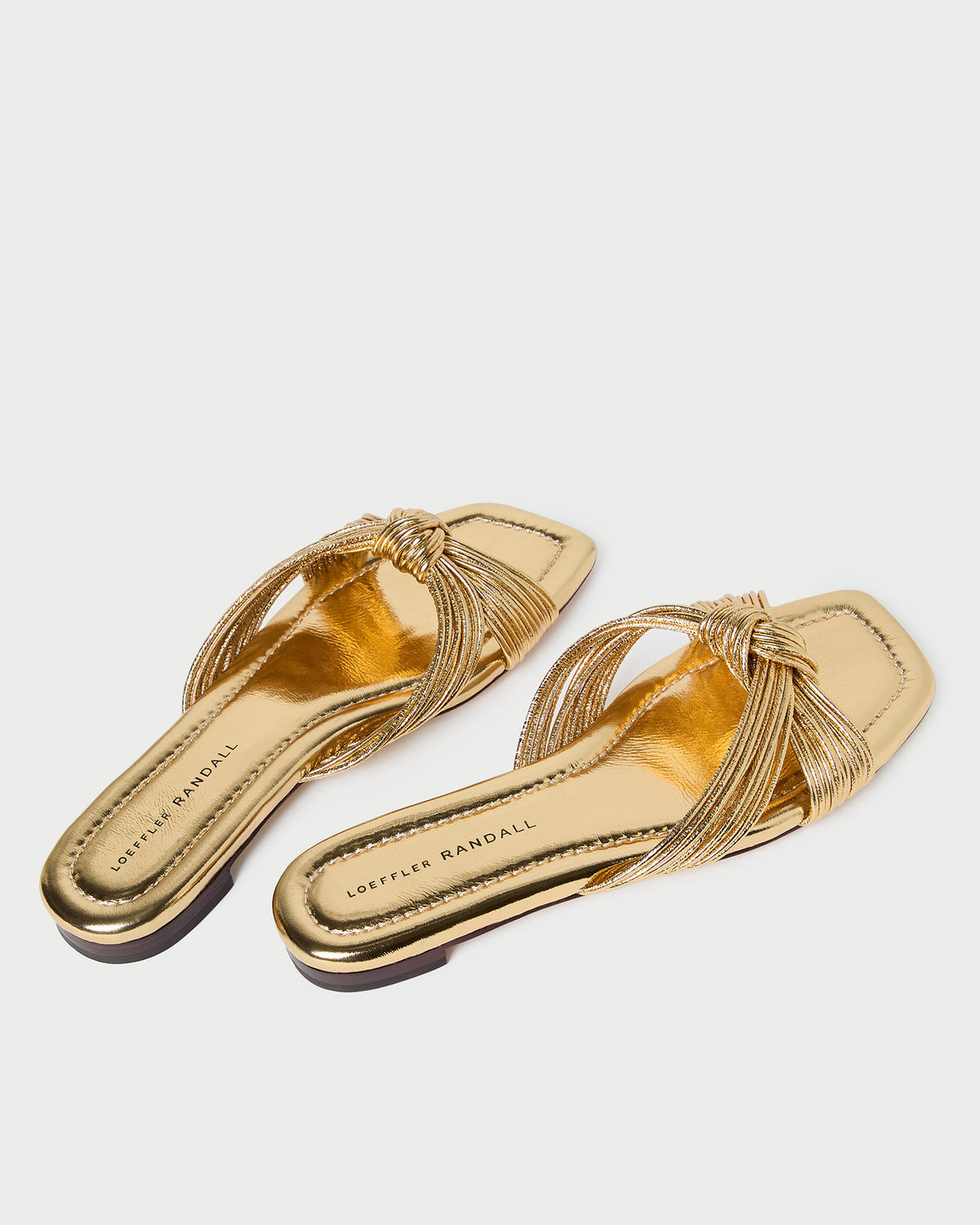 Color: Champagne