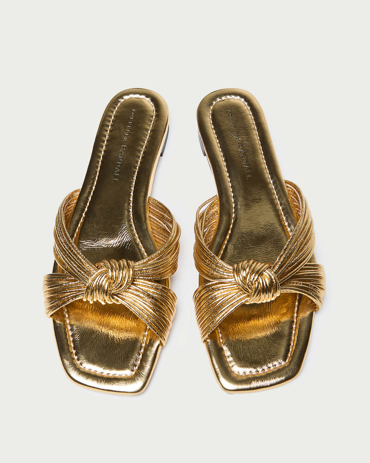 Color: Champagne