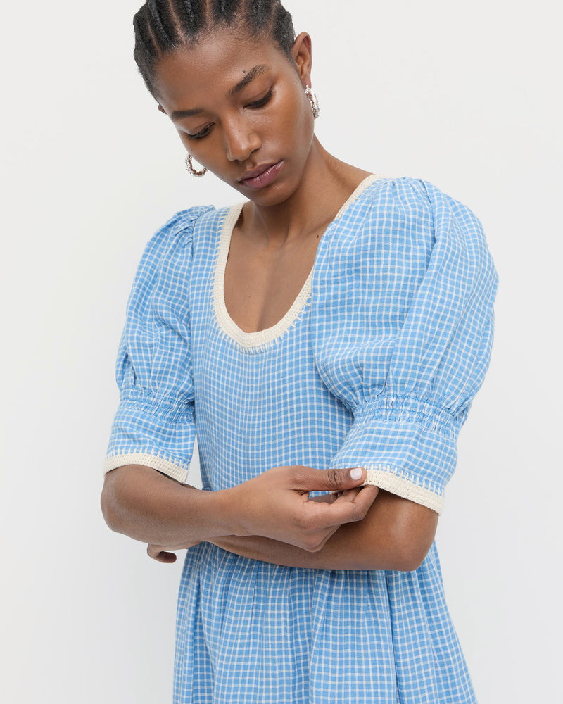 Color: Blue/White Check