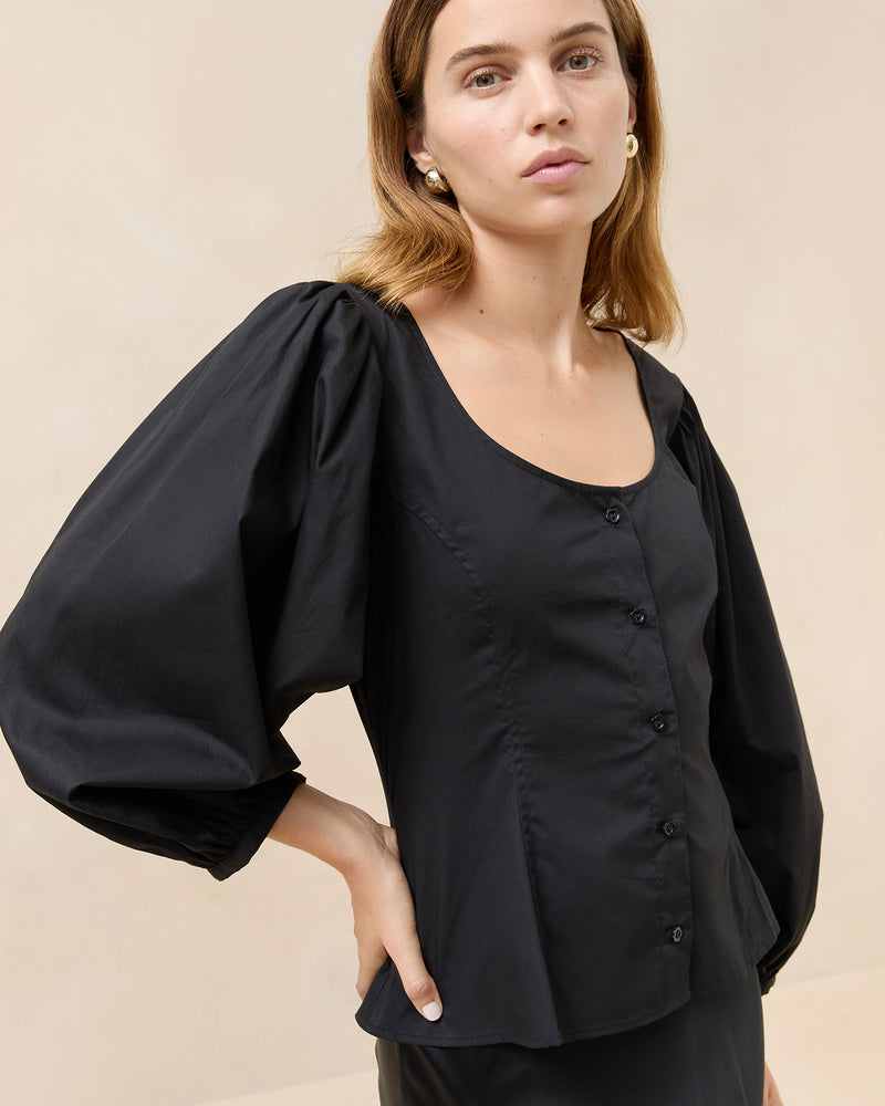 Color: Black