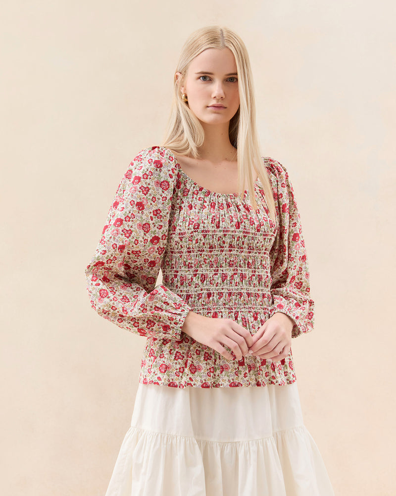 Color: Cream/Red Multi Rosette Floral