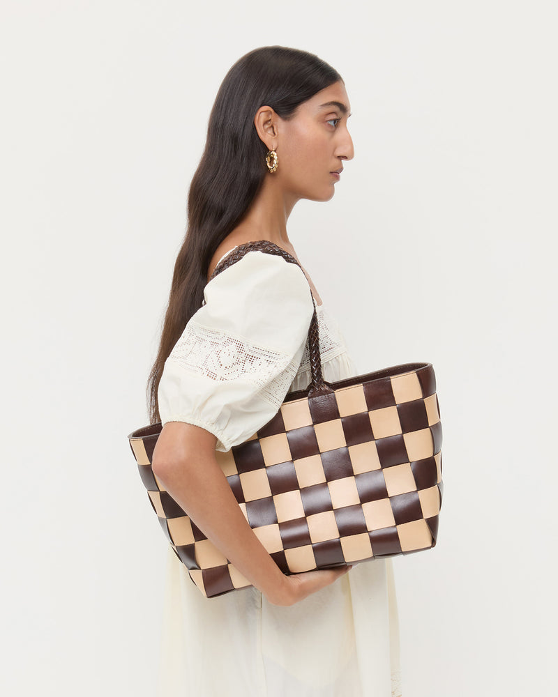 Color: Brown/Butter