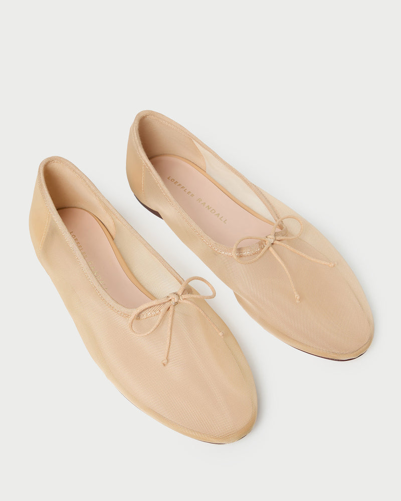Color: Caramel