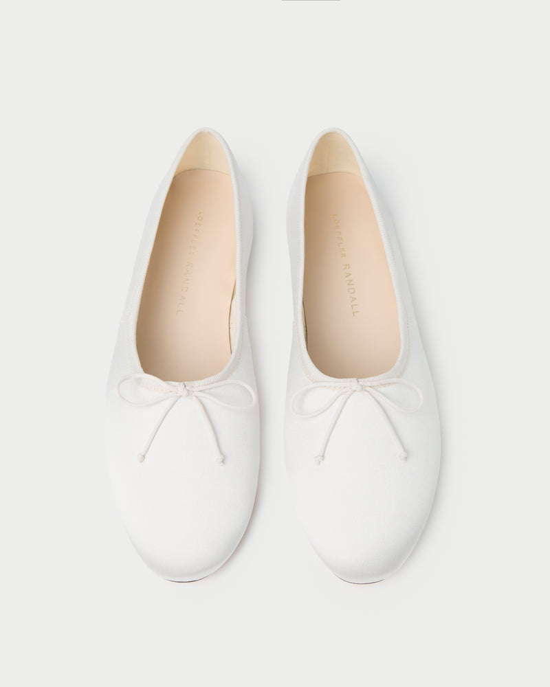 Color: Cream