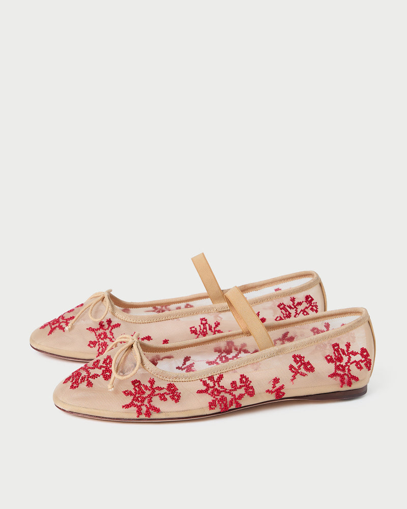 Color: Caramel/Red