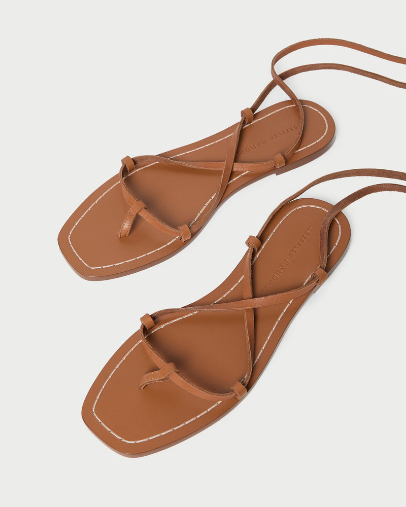 Color: Cognac