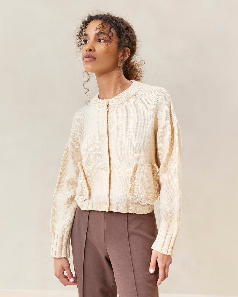 Color: Cream