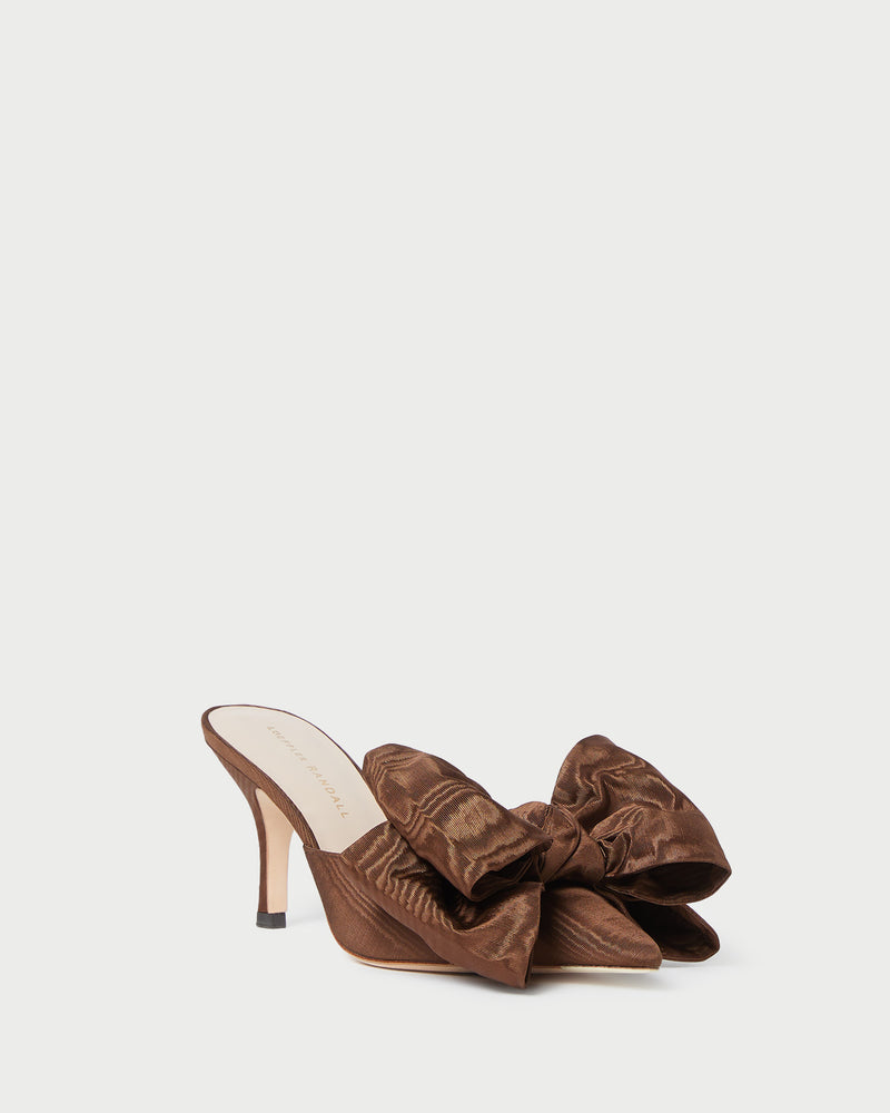Color: Chocolate