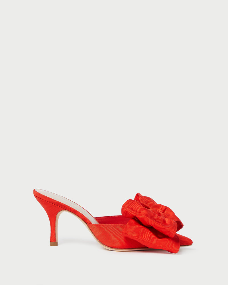 Color: Red