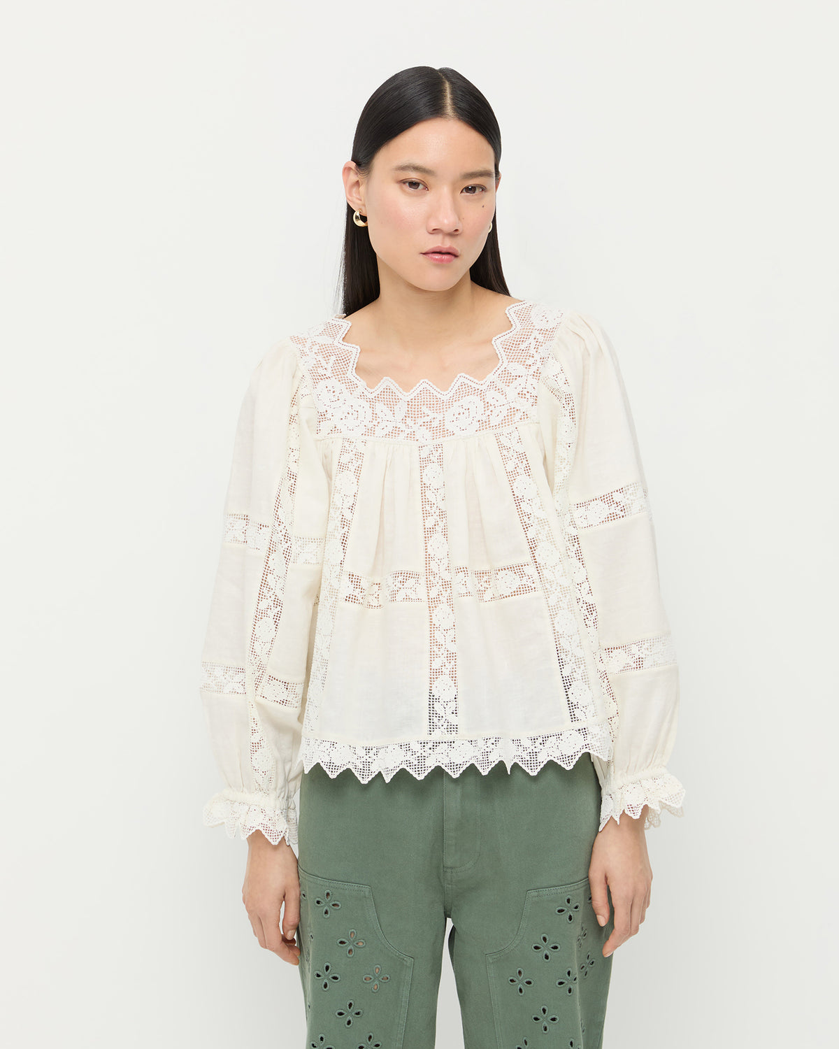 Color: Cream