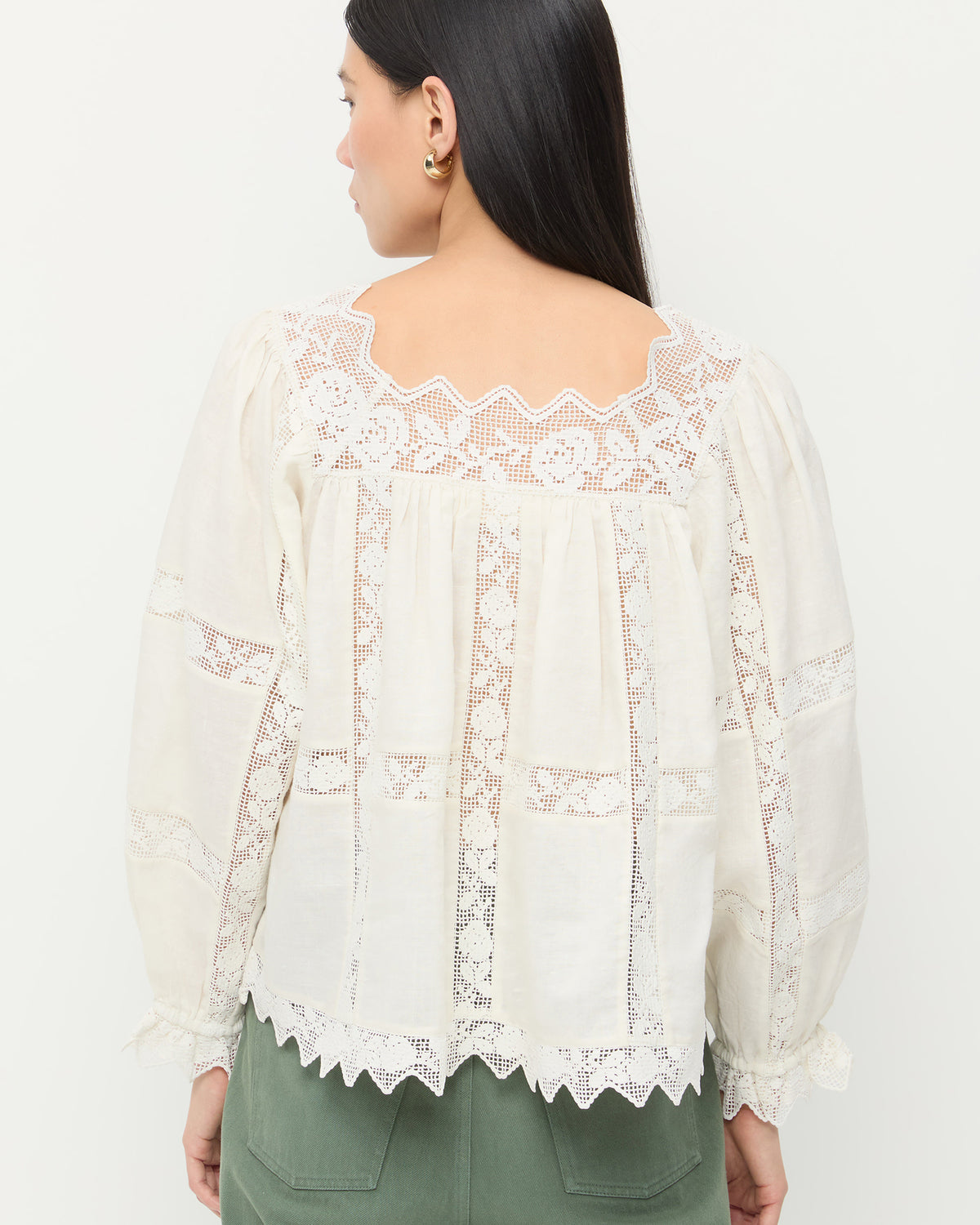 Color: Cream