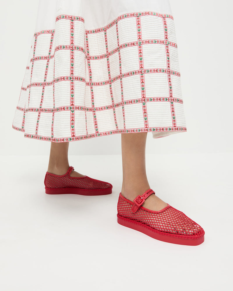 Color: Red