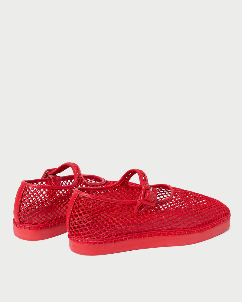 Color: Red