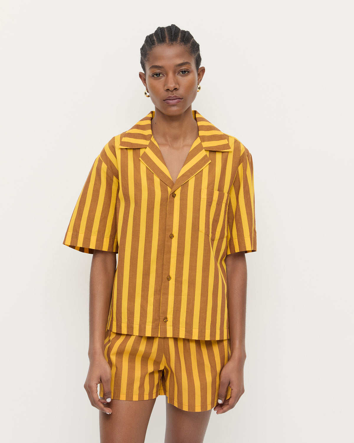 Color: Brown/Butter