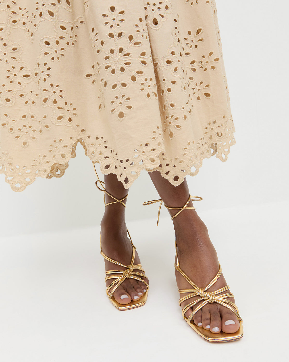 Color: Gold