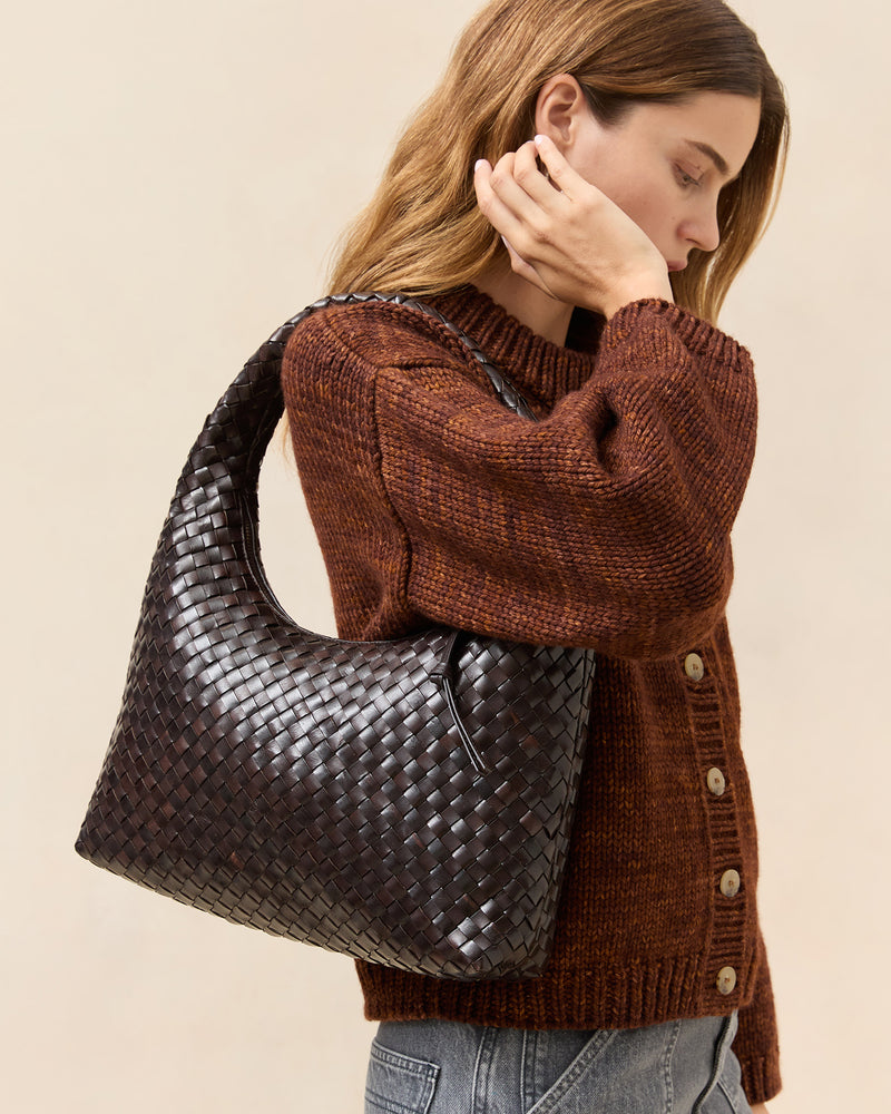 Color: Chocolate
