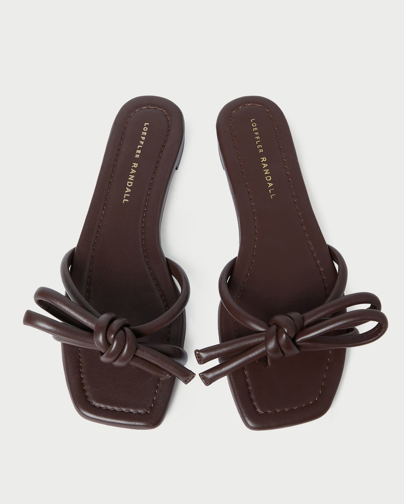 Color: Chocolate
