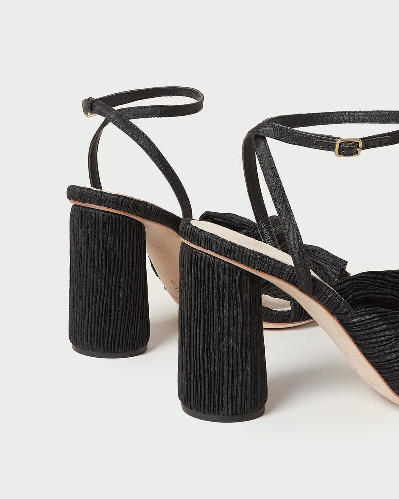 Color: Black