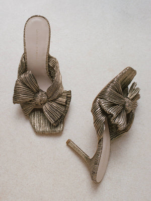 Resort Pleats