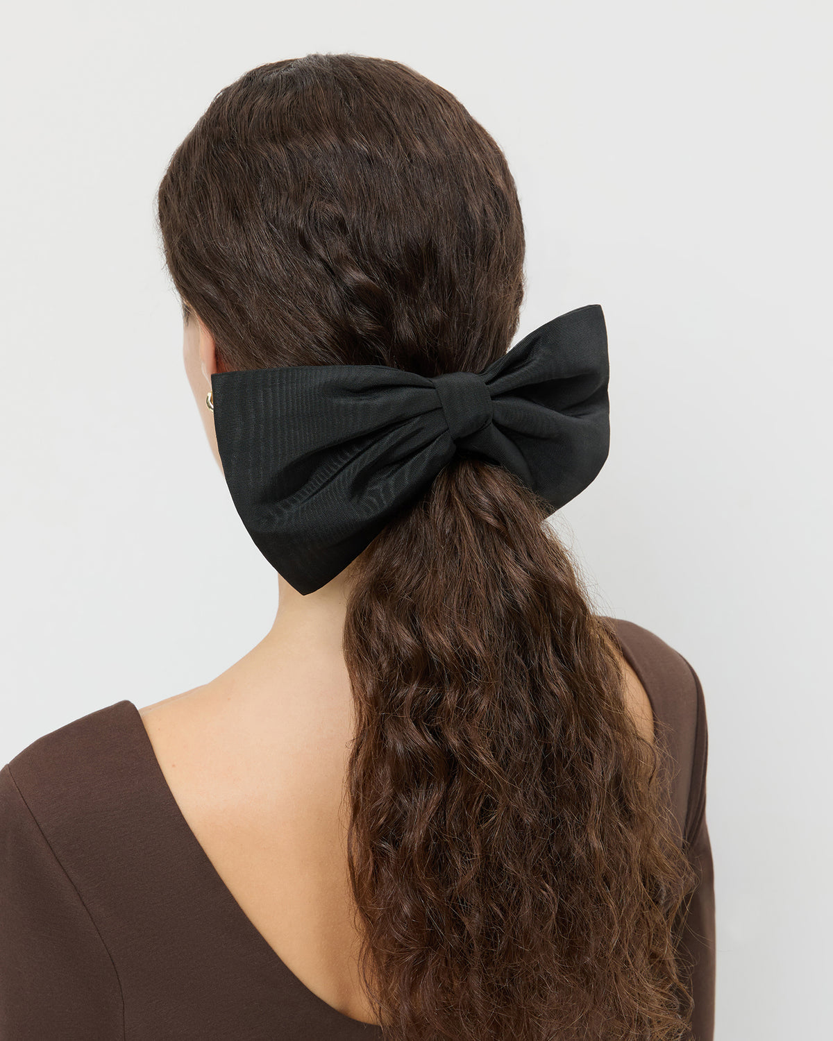 Auden Black Bow Hair Clip in black moiré.