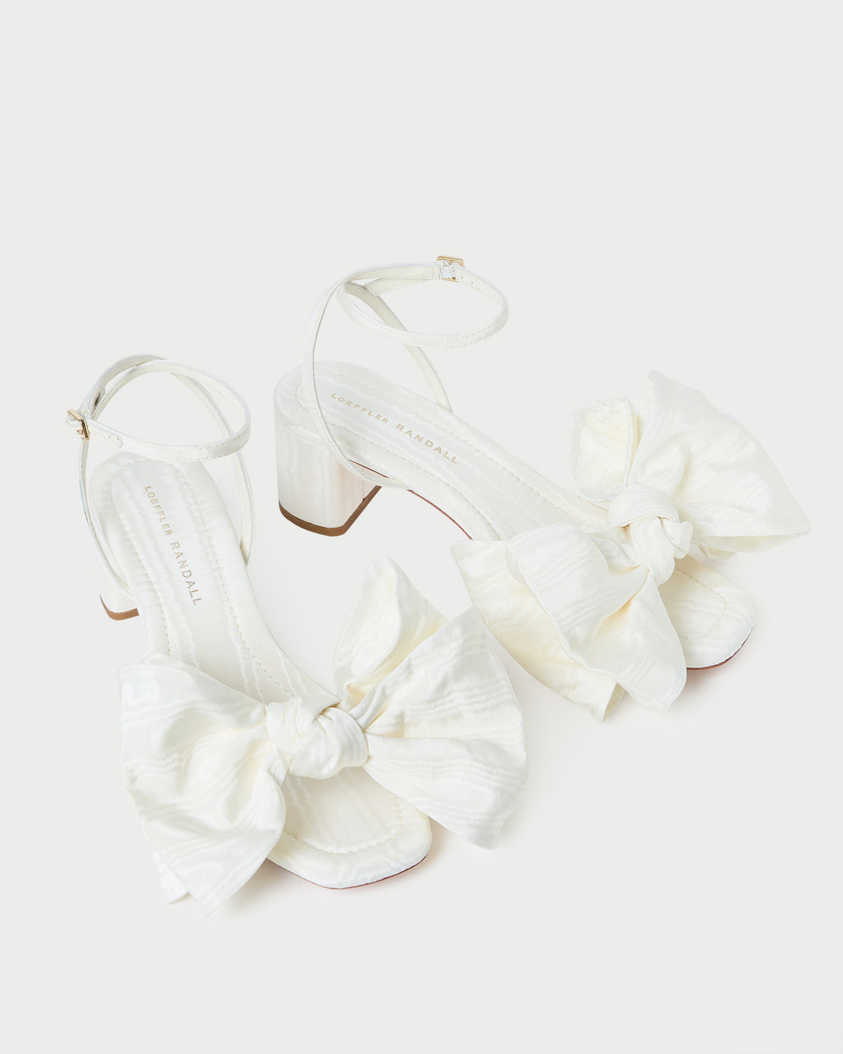 Color: Moiré Cream