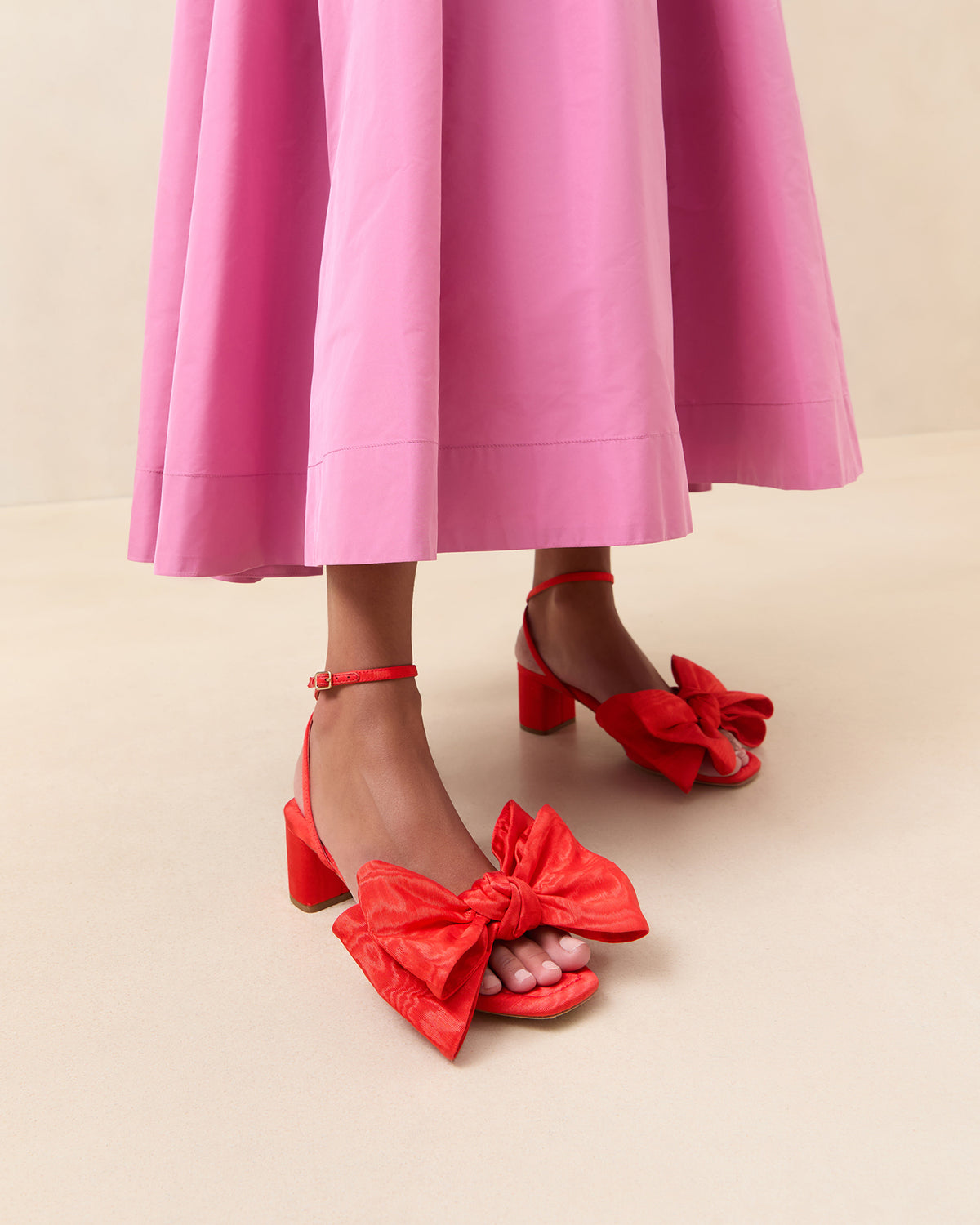 Color: Red