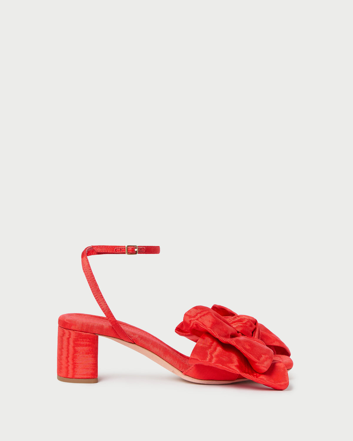 Color: Red