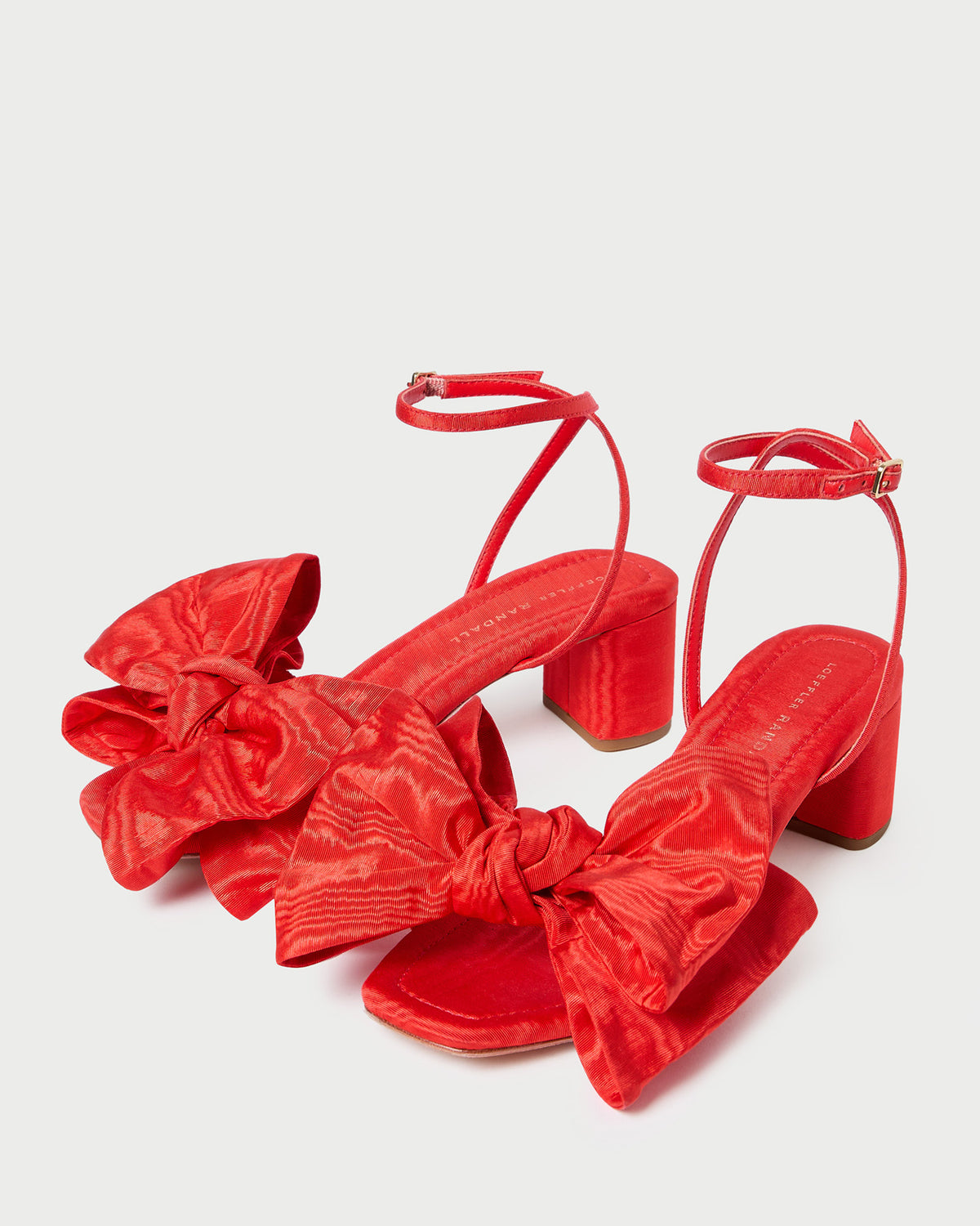Color: Red