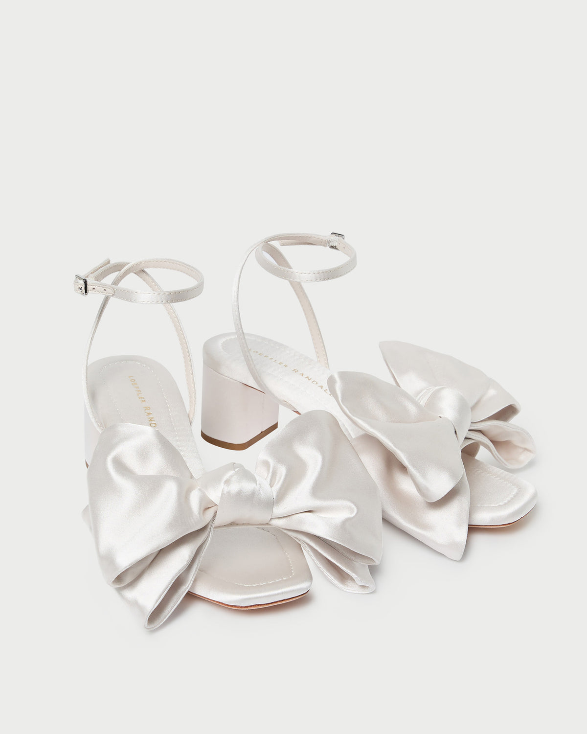 Color: Satin Cream