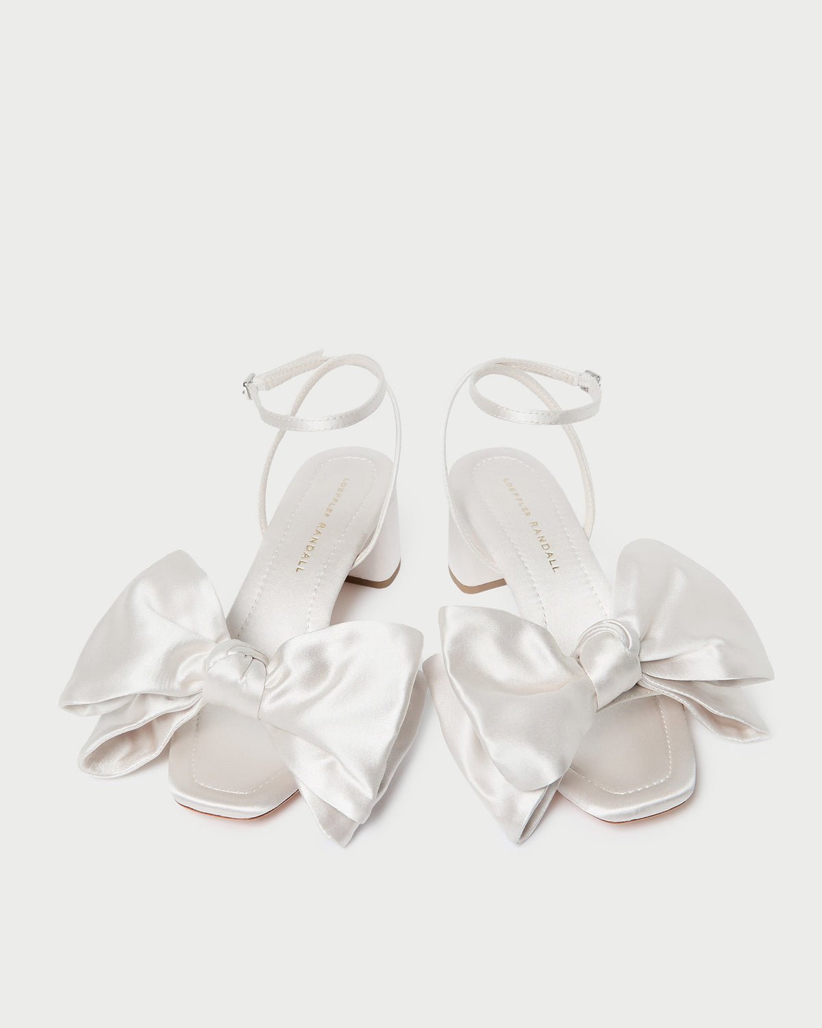 Color: Satin Cream