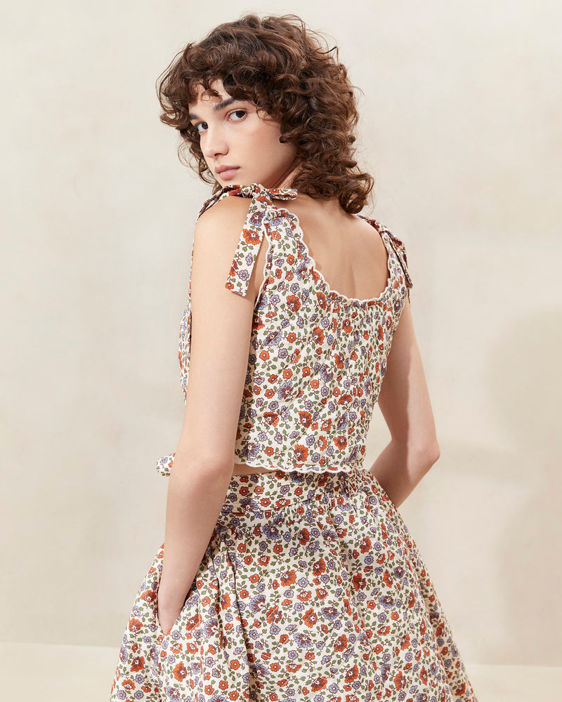 Color: Cream Folk Floral