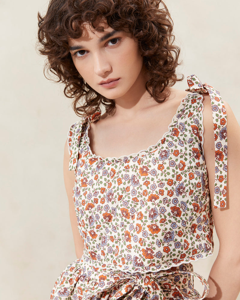 Color: Cream Folk Floral
