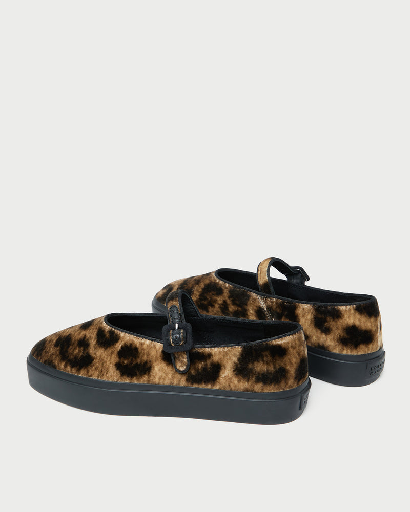 Color: Velvet Leopard