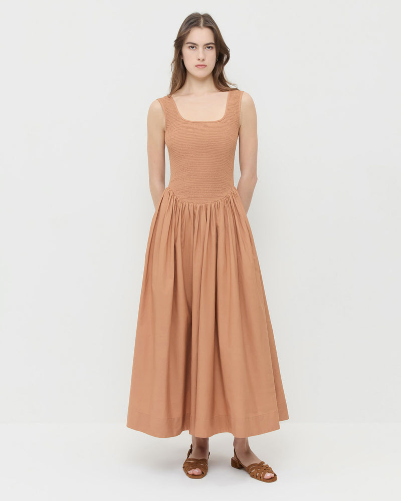 Estelle Dress in light brown cotton and Shelly Cacao Suede Flat Sandal.