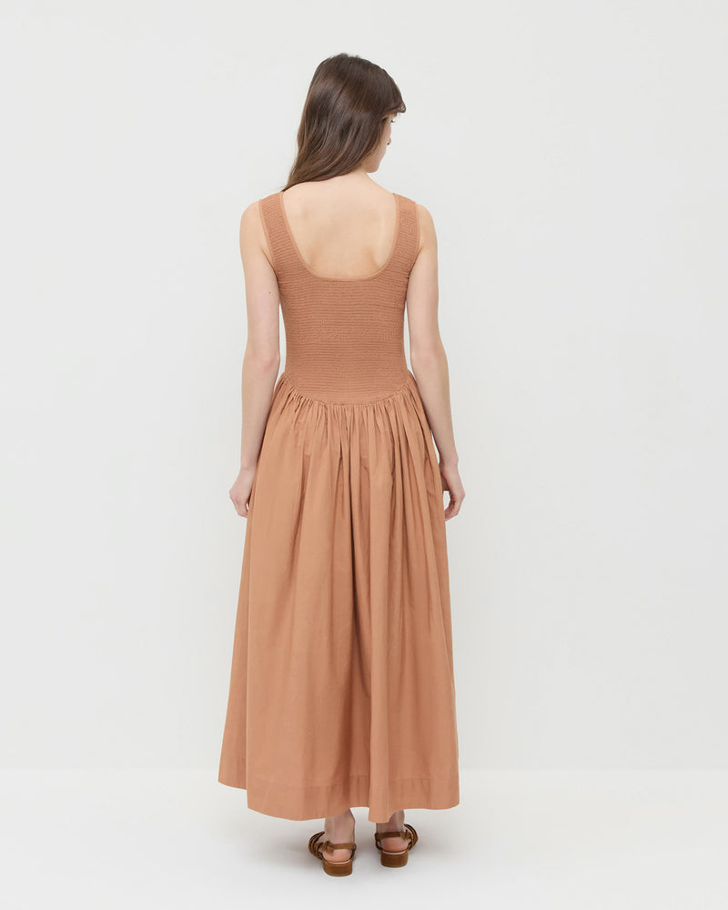 Estelle Dress in light brown cotton and Shelly Cacao Suede Flat Sandal.