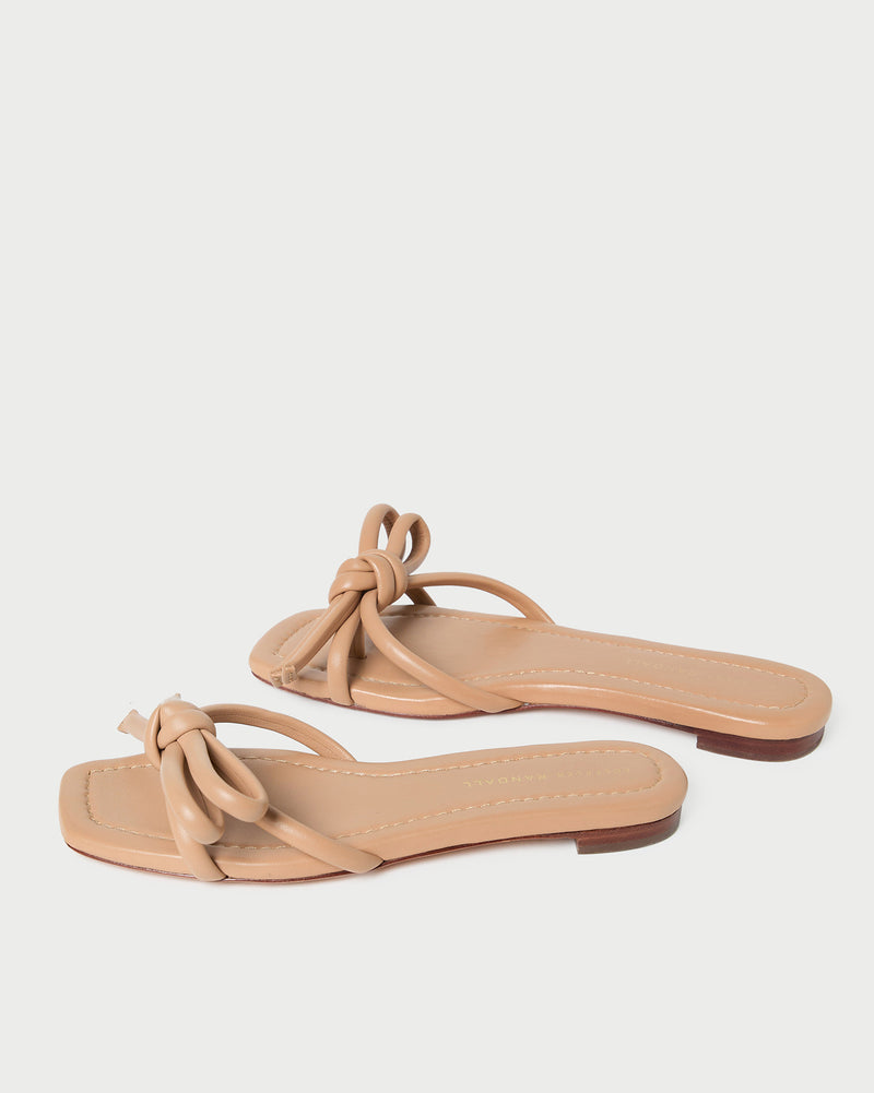 Color: Dune