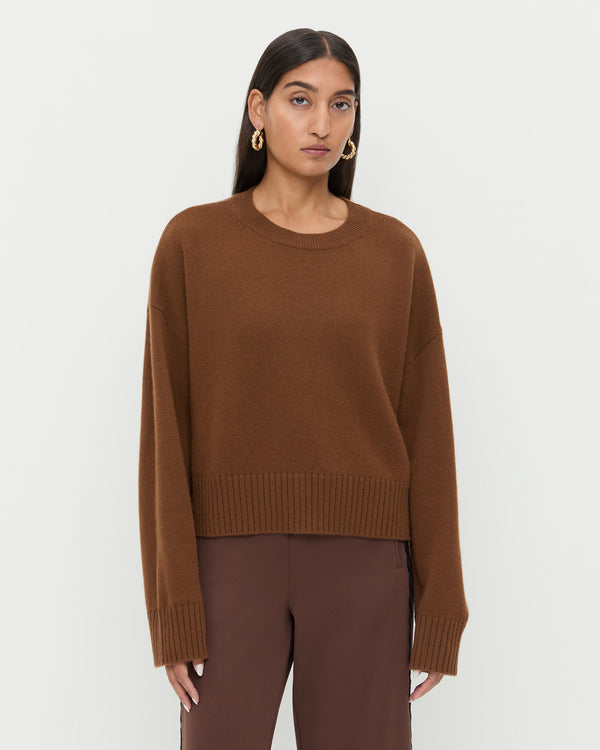 Color: Chocolate