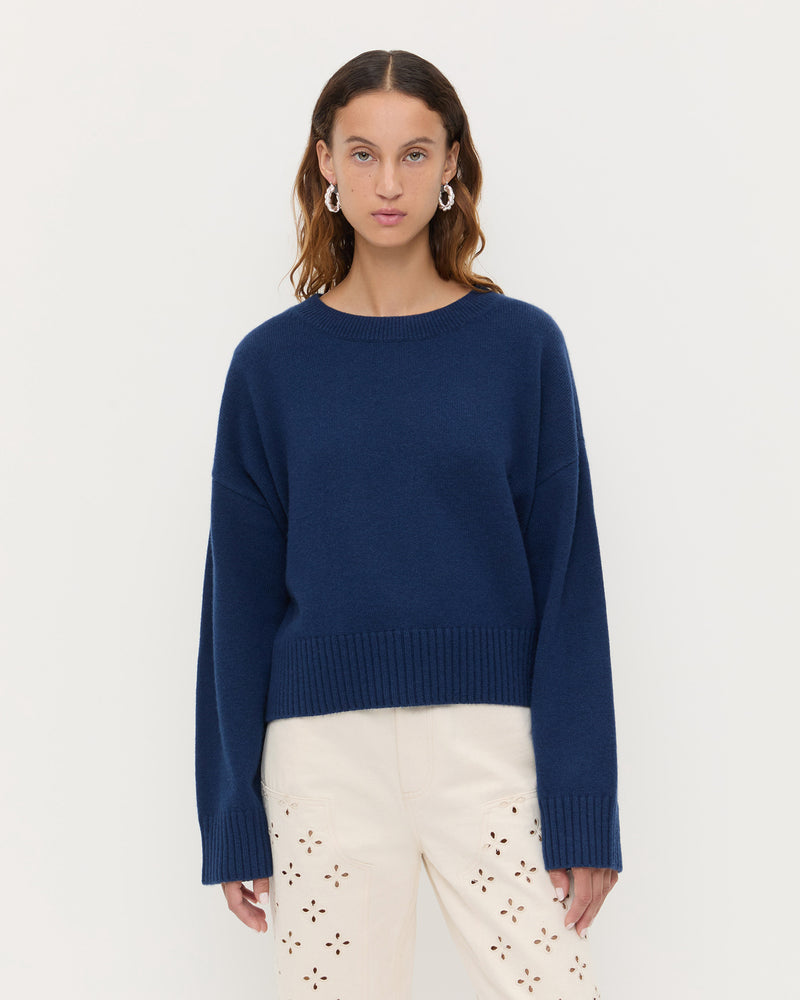 Color: Navy