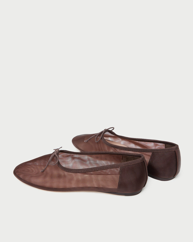 Color: Chocolate