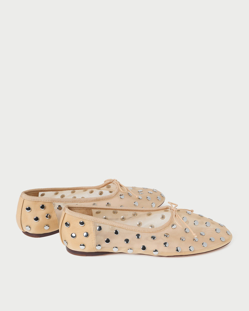 Color: Caramel/Silver