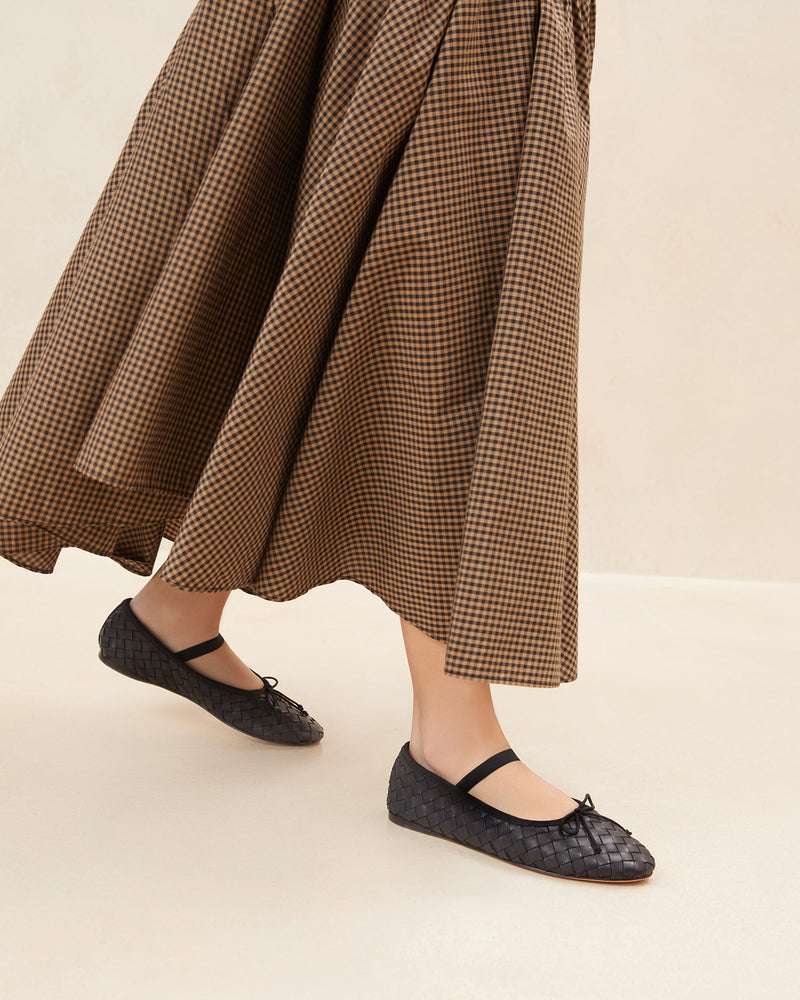 Color: Black Woven