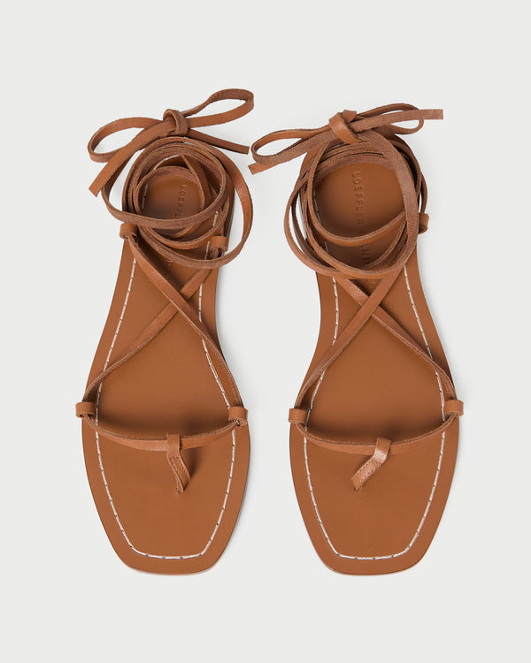 Color: Cognac
