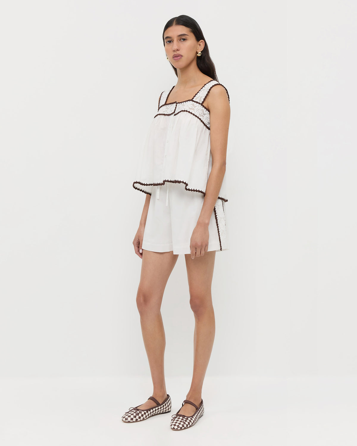 Color: Ivory