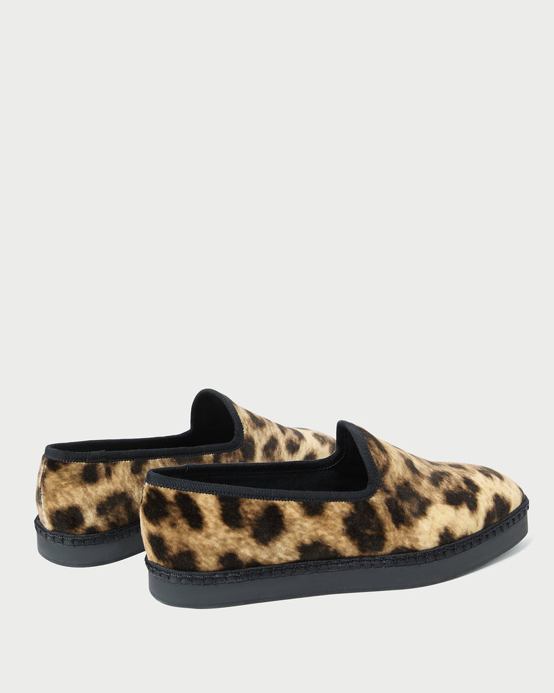 Color: Leopard