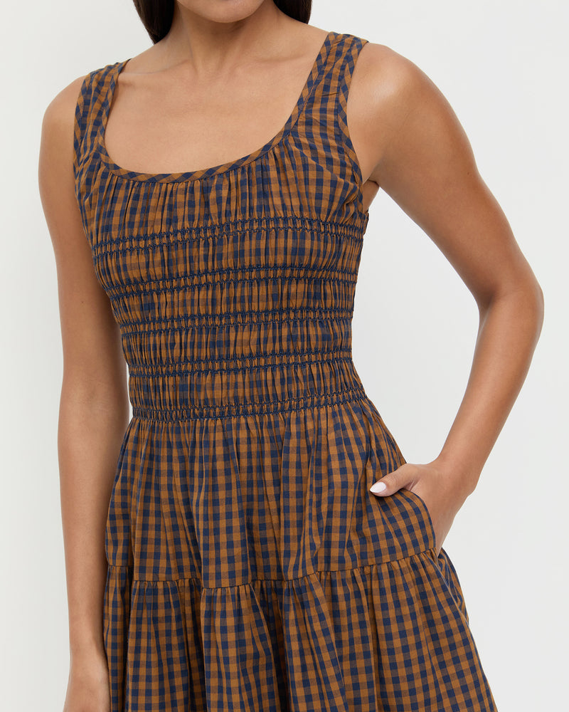 Color: Brown/Black Check